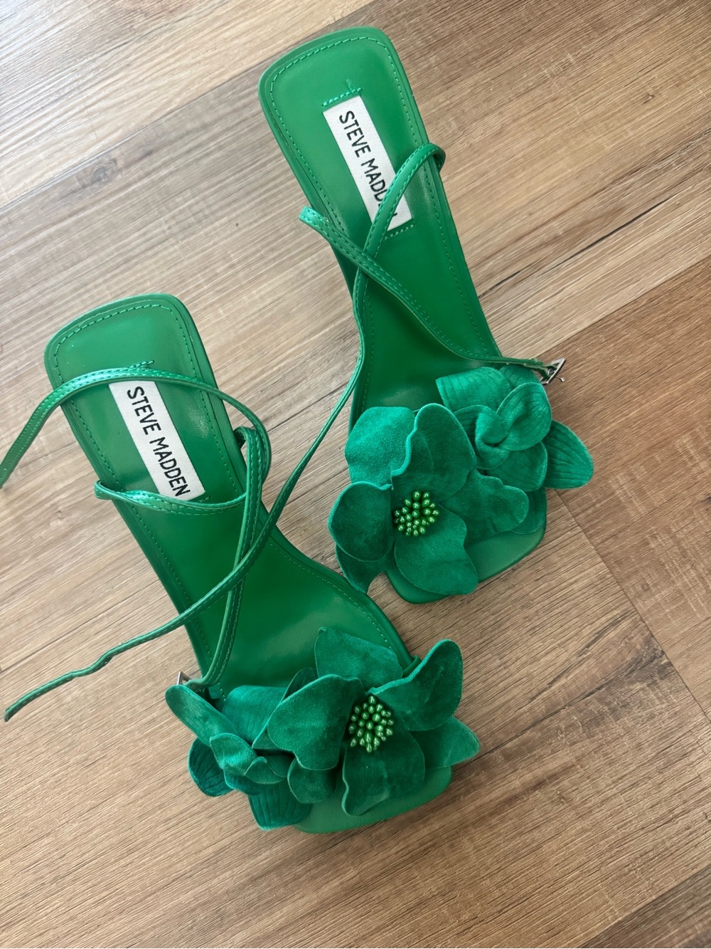 NWOT Steve Madden Women's Amani Heeled Sandal Green Size 8 Floral - Picture 3 of 7